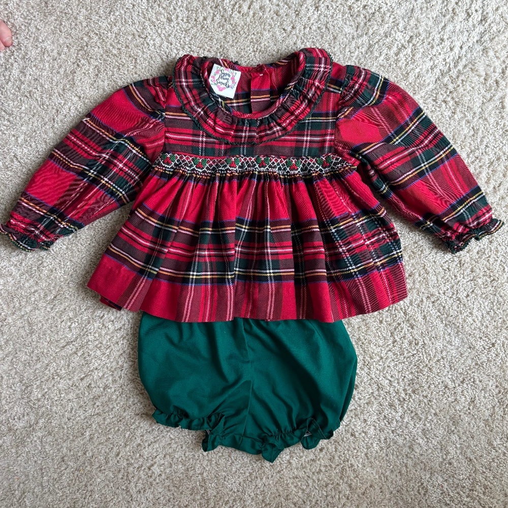 Sugar Plum Smocks Christmas Set
